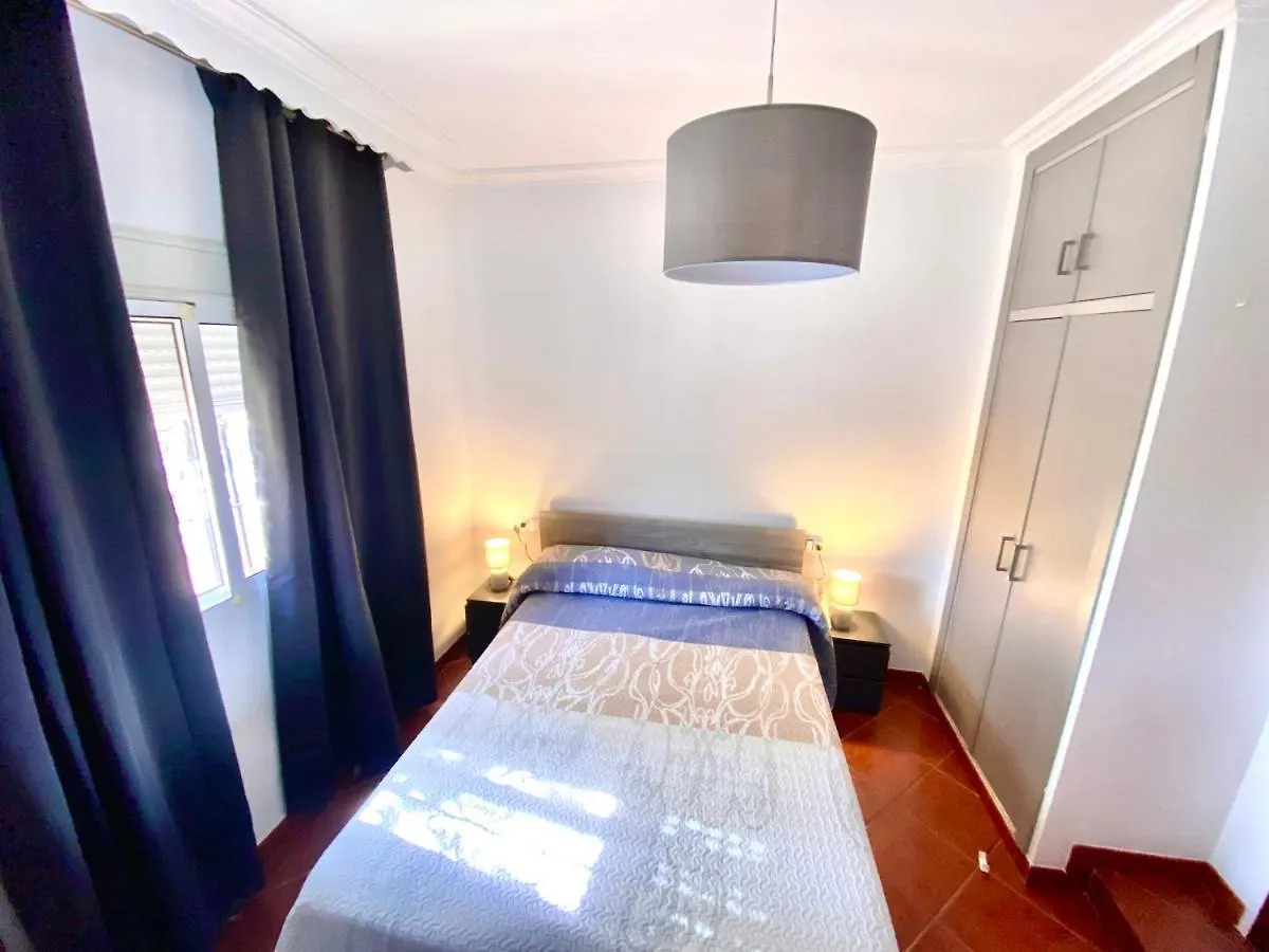 Lejlighed Casa 3 Habitaciones Con Piscina De Temporada Compartida Con Dos Estudios - - Jacuzzi Spa Consultar - Trassierra - 8Km De Cordoba -- Trassierrarooms
