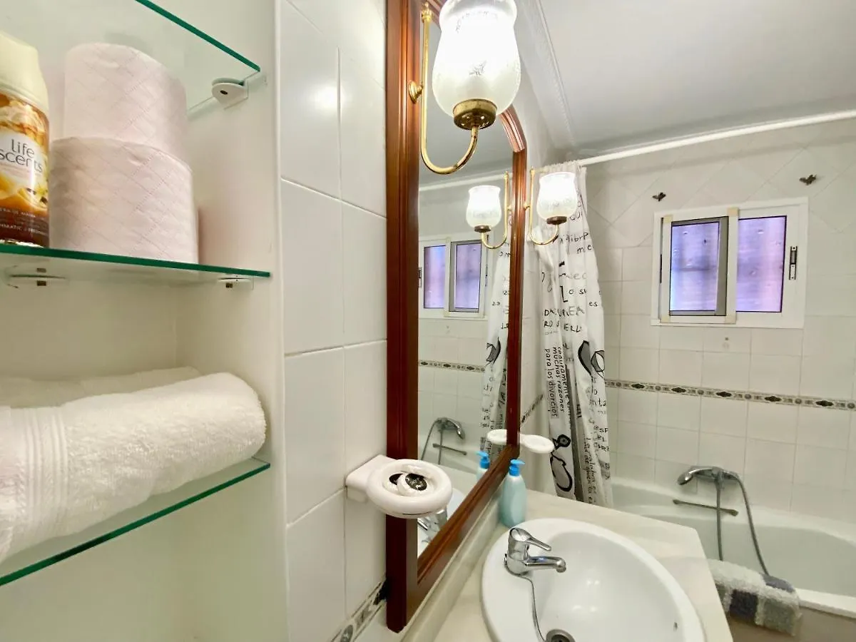 Casa 3 Habitaciones Con Piscina De Temporada Compartida Con Dos Estudios - - Jacuzzi Spa Consultar - Trassierra - 8Km De Cordoba -- Trassierrarooms