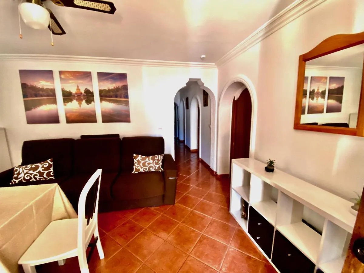 Casa 3 Habitaciones Con Piscina De Temporada Compartida Con Dos Estudios - - Jacuzzi Spa Consultar - Trassierra - 8Km De Cordoba -- Trassierrarooms Lejlighed