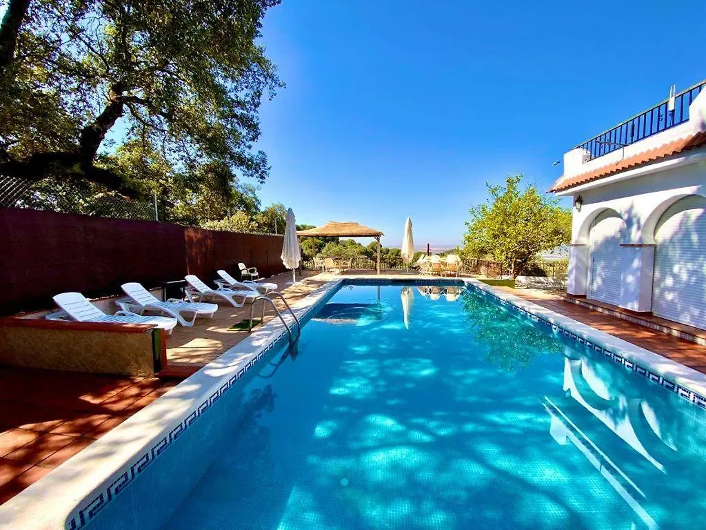 Casa 3 Habitaciones Con Piscina De Temporada Compartida Con Dos Estudios - - Jacuzzi Spa Consultar - Trassierra - 8Km De Cordoba -- Trassierrarooms Lejlighed