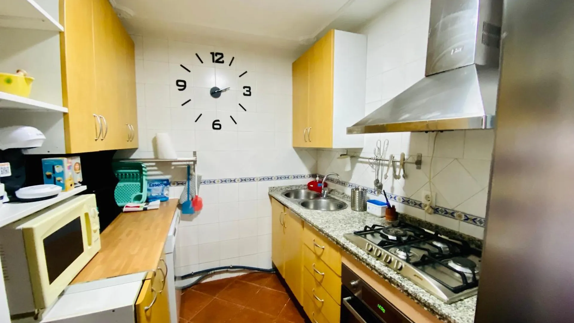 Casa 3 Habitaciones Con Piscina De Temporada Compartida Con Dos Estudios - - Jacuzzi Spa Consultar - Trassierra - 8Km De Cordoba -- Trassierrarooms